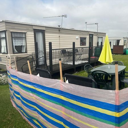 Tracy'S Holiday Home - Static Caravan Hemsby Exteriör bild