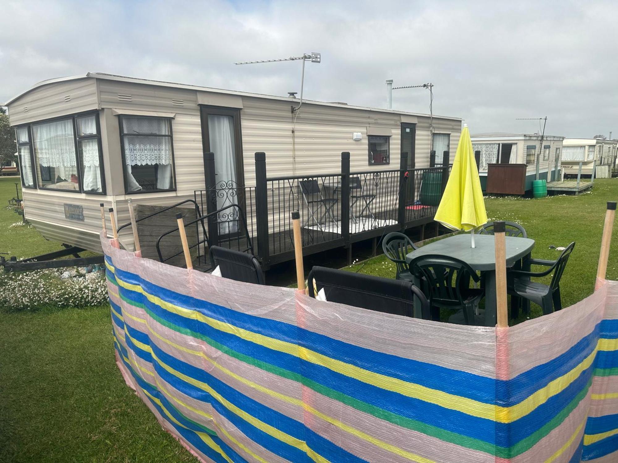 Tracy'S Holiday Home - Static Caravan Hemsby Exteriör bild